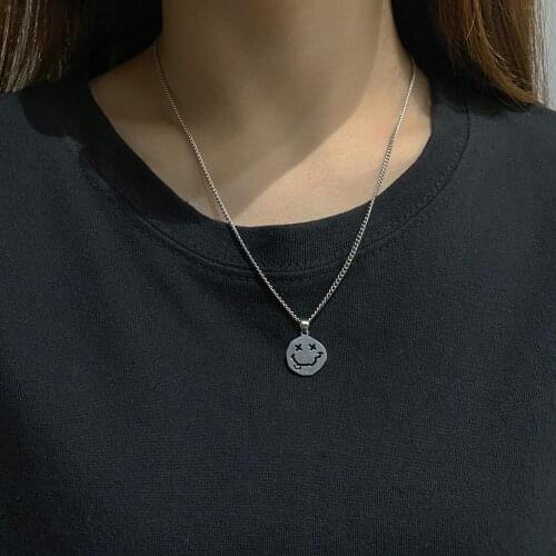 Kpop Smiley Face Necklace Goth Hip Hop Egirl Chain Smile Pendant Necklace For Women Men Girl Neck Chain Gothic Couple streetwear