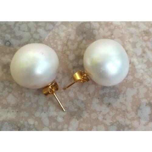 DAYOUHUI Stud Earrings