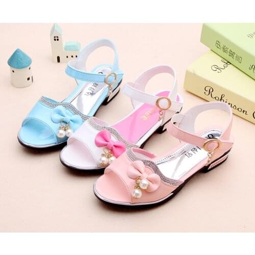 Kids Baby girls Princess Shoes Soft Bottom Non-slip Beach Sandals Patent Leather Sandals Party Shoes for Girls STQ012