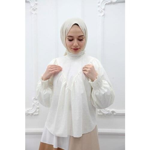 New Season Trend Muslim Pompom Shirt Ecru