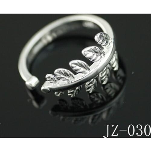 WalerV New Fashion Jewelry of Women Sterling Lucky Grass Open Ring Lucky Leaves Creative Women Ring Resizable Ring