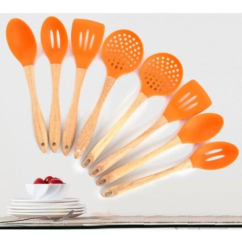 Kitchen Utensils Wooden Handle Silicone Kitchenware 8 Sets Of Household Kitchen Utensils Set Shovel High Temperature Resistance