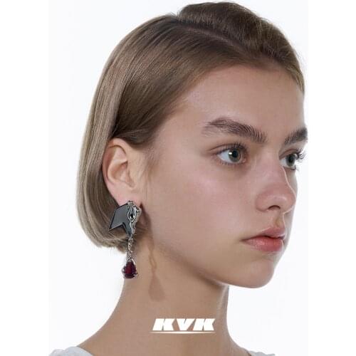 KVK Ruby venom symbol earring niche design advanced sense Earrings