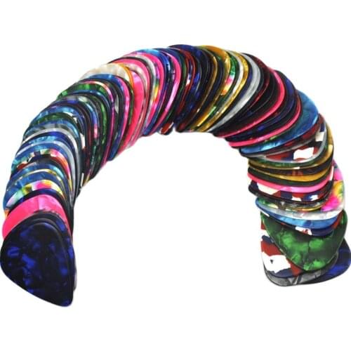 Lots of 100 pcs New Blank Medium 0.71mm Guitar Picks Plectrums Assorted colors