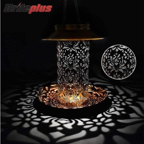 Light Wild bird feeder hanging in the garden courtyard outdoor decoration with solar LED retro style metal garden lantern bird