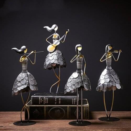 [HHT] NORDIC MODERN ORNAMENTS FISH SCALE FEMALE MUSICIAN GROUP IRON ARTS BAND HOME DECORATION LIVING ROOM CABINET DESKTOP DECOR