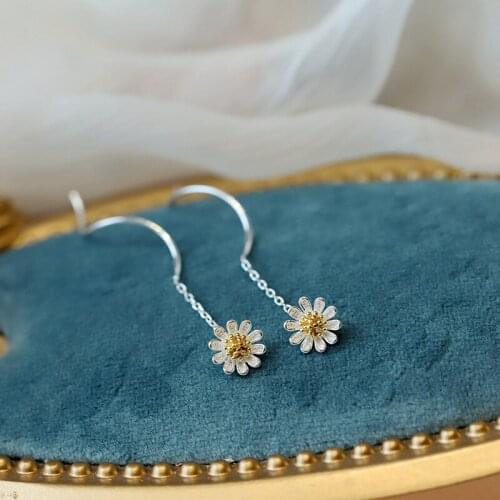 Delicate Jewelry Drop Earrings Chrysanthemum Wavy Ear Line Silvery Plating Metal Earrings Hot Selling For Girl Lady Gifts