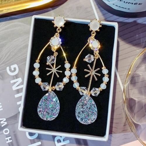 Elegant Gold Color Water Drop Crystal Dangle Earrings For Women Alloy Hyperbole Delicate Rhinestone Drop Earrings Jewelry A625