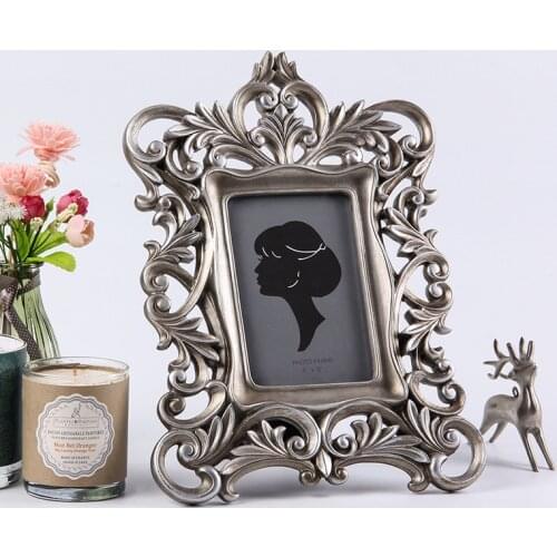 1 Piece Resin Wall Hanging Vintage Wooden Frame for Family Christmas Gift Decor