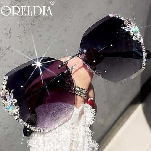 Fashion Rimless Sunglasses Summer UV400 Eyewear 2021 Newest Trendy Women Bling Rhinestone Sun Glasses Shades oculos Eyeglasses