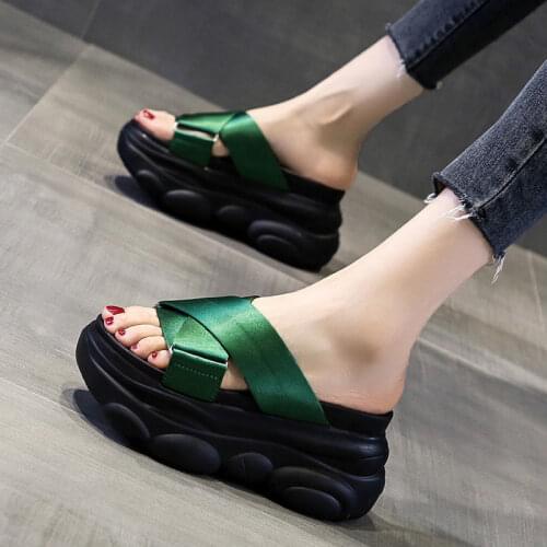 Wedges Shoes Women Peep Toe Breathable Beach Shoes Summer Sexy Sandals Rhinestone Slip-On Ladies Wedges Shoes Chaussures Femme