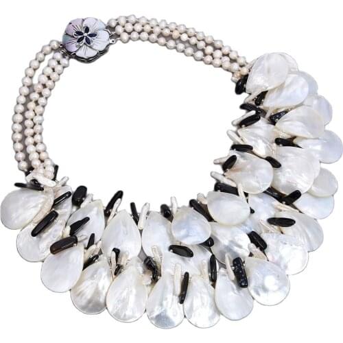 GG Jewelry Beautiful White Biwa Pearl Shell Black Onyx Necklace