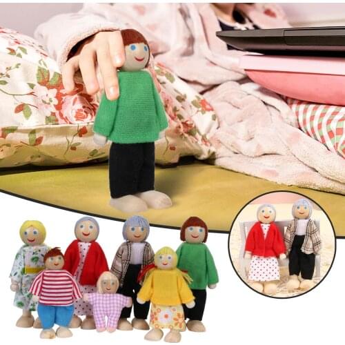 Wood Pretend Play Toy Set Happy Family Dolls Dressed Characters Children Gifts Home Party Children Kids Gifts