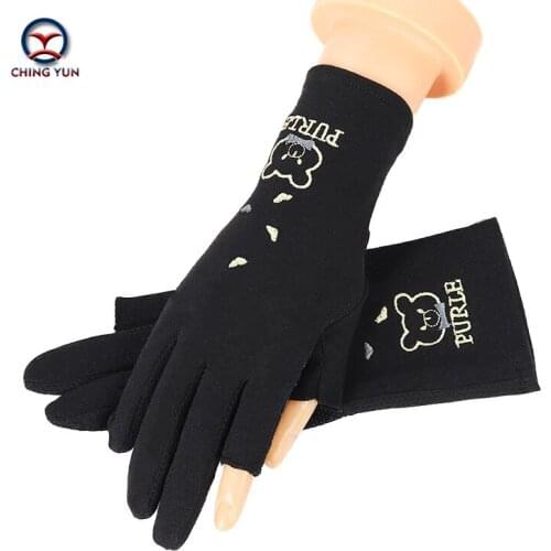 New Sunscreen Golves Driving Slip-resistant Cotton Thin Anti UV elasticity in summer Fashion Female Breathable half finger Glove