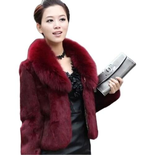 2021New Winter Imitate Fox Fur Collar Female Outerwear Mother Dress Short Rabbit Fur Ladies Jacket Imitate Fur Womens Coats
