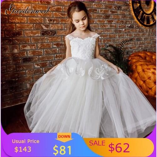Gardenwed A-line Ivory Lace Flower Girl Dresses Off Shoulder Appliques Prom Dress Pearls Beadings Celebrity Dresses,Vestidos
