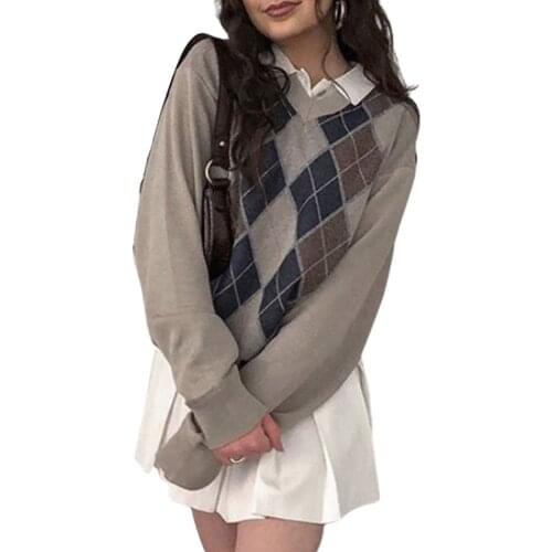 Spring casual Women V-Neck Sweaters Classic Long Sleeve Argyle Print Loose Knitted Pullover Tops
