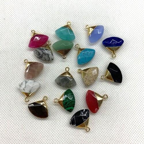 2 Pieces/pack of Natural Stone Pendant Fan-shaped Black Turquoise Can Make DIY Necklace Bracelet Jewelry Size 19x19mm Exquisite