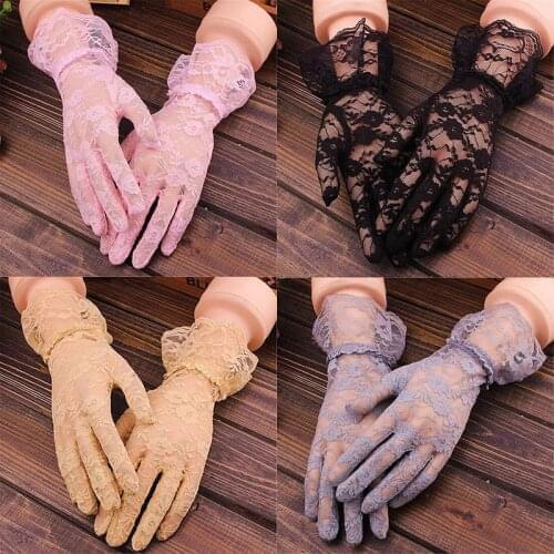 New Elegant Lace Sun Protection Gloves Solid Color Hollow-Out Short Gloves Flower Pattern Wedding Bridal Decor Accessories