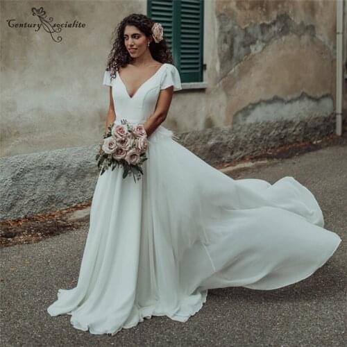 Simple Beach Wedding Dresses for Women Bride Short Sleeves Backless Feathers Chiffon Boho Bridal Gowns Vestidos De Novia 2021
