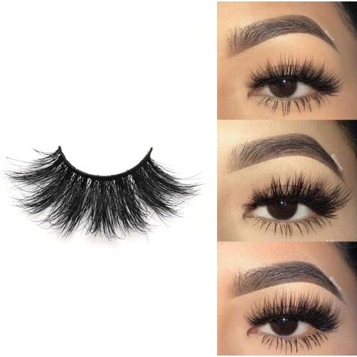 Beautiful eyelash girl Decorative Cosmetics
