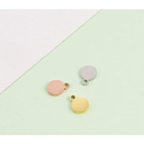 Fnixtar Gold Color Mirror Polish Mini Stainless Steel Round Charm Pendant DIY Jewelry Finding Thickness 1mm 5.5*7mm 50Piece/lot