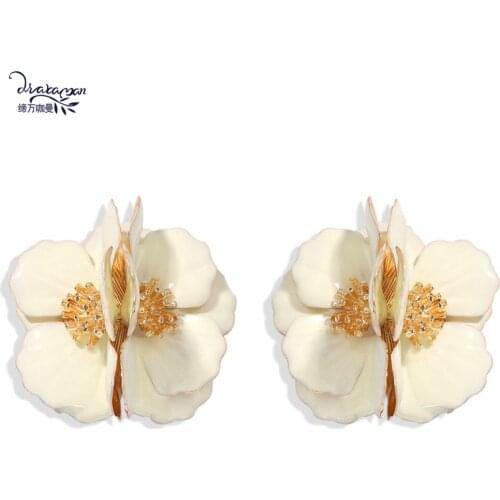 Dvacaman Enamel White Flower Stud Earrings Fashion Big Statement Earrings Metal Floral jewelry Wholesale Party Gifts 2020 INS
