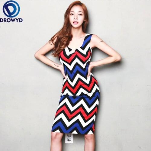 Summer Tight Dress V Neck Slim Striped Printed Sleeveless New Korean Fashion Temperament Thin Sexy Office Party for Women Dress