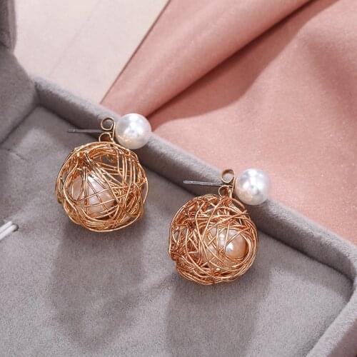 New Trend Simulated Pearl Womens Long Earrings White Round Pearl Wedding Pendant Earrings Korean Fashion Jewelry Gifts