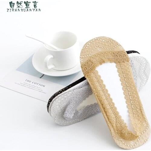 Fashion Women Boat Non-Slip Invisible Show Soft Breathable Cotton Short Socks of Lace embroidery gift socks Mixed color 4 pairs