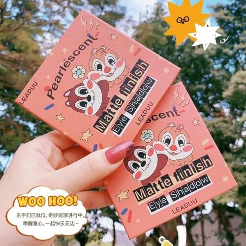 Squirrel Eyeshadow Palette Nine-color Eyeshadow Pearlescent Waterproof Earth Color Beginner Makeup Daily Eyeshadow Palette