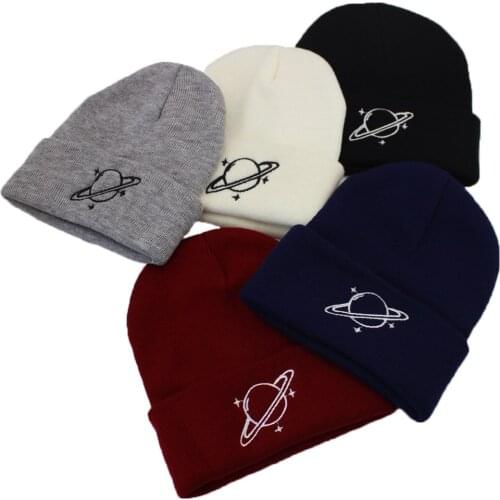 2021 Fashion Winter Warm Knitted Cap Beanie Men Star Embroidery Hedging Soft Wool Knit Hat Women Cycling Skiing Cap Unisex