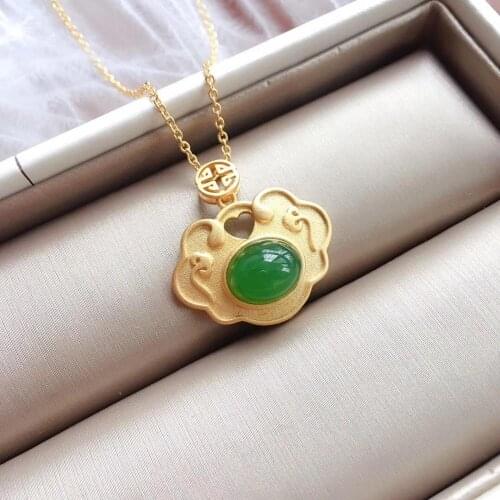 Natural And Real Hetian Jade Pendant Necklaces Fashion Woman Necklaces