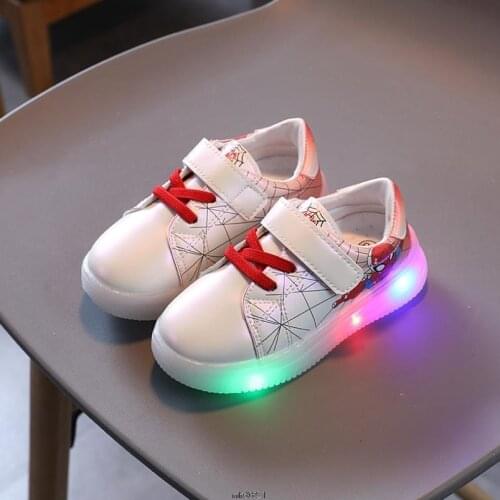 Disney Kids LED Luminous Shoes SpiderMan Children Sneakers for Girls Light Up Trainers ChildrenS sports Shoes 1 2 3 4 5 6 Y