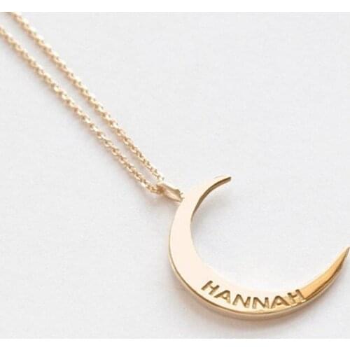 Custom Crescent Moon Pendant Necklace Stainless Steel Personalized Shape Dainty Name Necklace For Women Anniversary Gift