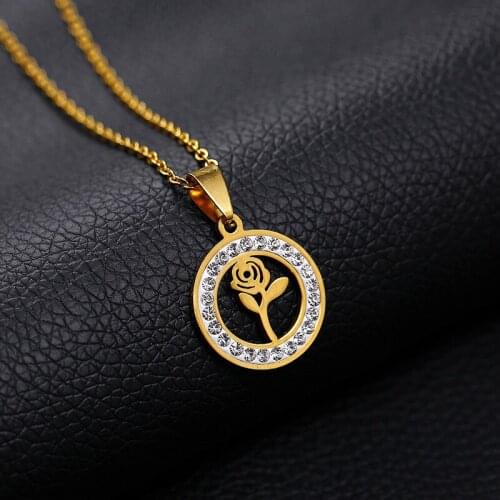 Boho Jewelry Rose Flower Pendant Necklace For Women Valentines Day Gift CZ Round Circle Charm Necklace Gold Ketting Choker