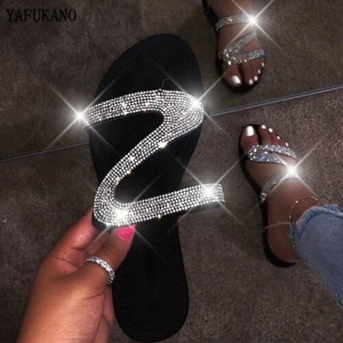 Plus Size Women Summer Flat Bling Slippers Transparent Soft Jelly Shoes Female Flip Flops Sandals Outdoor Beach Ladies Slides