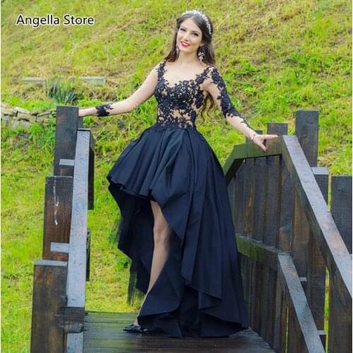 2021 Vintage High Low Black Wedding Dresses Illusion Long Sleeve Appliques Lace Short Front Gothic Country Bridal Gowns Pretty