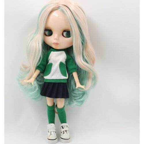 Free shipping Doll in Multi color hair (OS 661)