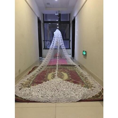 Bling Bling Sequins Beads Cathedral Bridal Veils Appliques Lace Edge Crystals 1T With Comb Attached Custom-Made Long 5 M Wedding