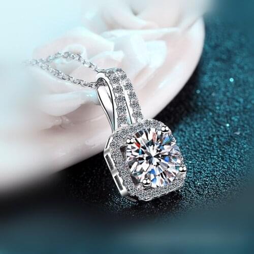 925 Silver Platinum Excellent Cut 0.5-2 Ct D Color Pass Diamond Test Moissanite Square Pendant Necklace for Women Weding
