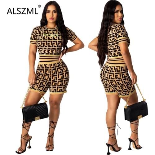 New Style O Neck Print Tracksuit Short Sleeve 2 Pieces Clothes Set Ladies Tops And Shorts Tracksuits