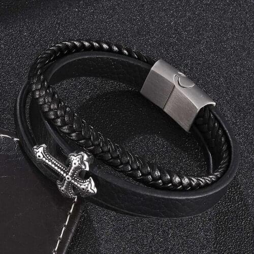 Vintage Multi Layer Black Braided Leather Bracelets Cross Men Stainless Steel Magnetic Buckle Fashion Bracelet Male Jewelry 0442