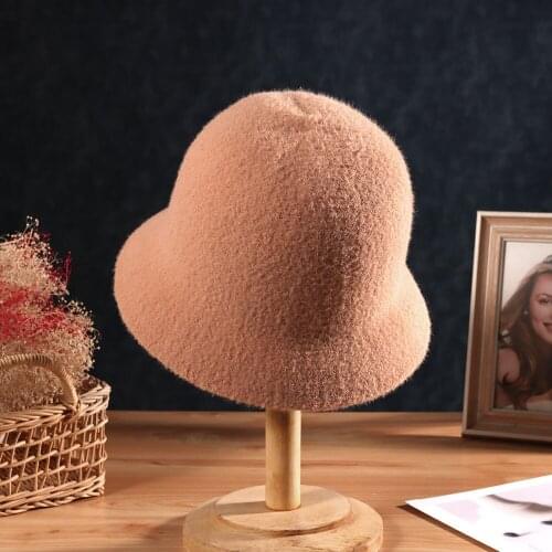 2021 womens winter Bucket hat for teens Felt wool hat for girl sautumn and winter fashion Fur panama hip hop hat off white cap