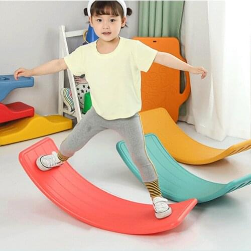 Childrens Balance Seesaw Toy Indoor Curved Wobble Board Baby Double Seesaw Yoga Board Outdoor Toy Games For Kids Juegos Gift