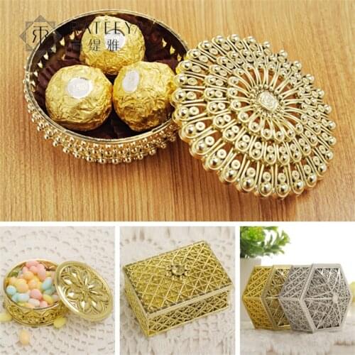 1PC Mini Plastic Hollow Gold Foil Cake Candy Box Wedding Favor Marriage Baby Shower Gift Treat Box Packaging Party Event Supply