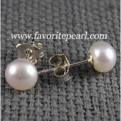 Favorite Pearl Earrings AAA 6-6.5mm White Color Natural Freshwater Pearl Stud Earring Hot Sale Classic Jewelry Perfect Girl Gift