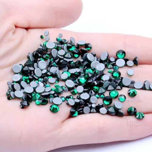 EMERALD Color Hotfix Strass Rhinestones Flatback Glue Backing Iron On Glass Stones Appliques For Fabric Garments Supplies