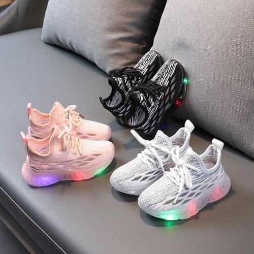 Kids New Led Glowing Sneakers Kids Breathable Mesh Toddler Shoes Girls Light Baby Casual Non-slip Soft Sole Baby Running Shoes