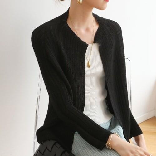 Miyake pleat spring and autumn temperament round collar Korean version large size loose fashion cardigan coat